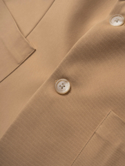 Áo Vest Trơn Regular Túi Đắp AV037 Màu Be