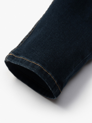 Quần Jeans Wash Wave Form Slimfit QJ085 Màu Xanh Đen