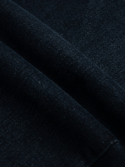 Quần Jeans Wash Wave Form Slimfit QJ085 Màu Xanh Đen