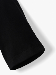 Áo Thun Cổ Tròn Trơn Form Slimfit AT132 Màu Đen