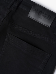 Quần Jeans Basic Form Slimfit QJ098