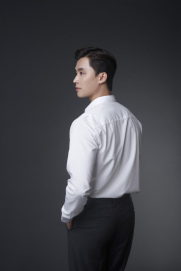 Áo Sơ Mi Trơn Vải Modal Ít Nhăn Form Slimfit SM079 Màu Trắng