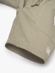 Quần Short Lưng Thun Túi Xéo Gắn Tag Silicon 4M Form Regular QS064 Màu Rêu