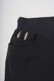 Quần Jogger Kaki Lưng Thun Gắn Tag Da Tam Giác Form Regular JO016 Màu Đen