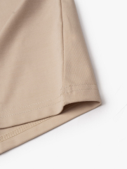 Áo Thun Trơn Vải Rayon Thêu 4MEN Club Tay Áo Form Slimfit AT155 Màu Be