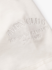 Áo Thun Trơn Vải Rayon Thêu 4MEN Club Tay Áo Form Slimfit AT155 Màu Trắng