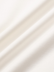 Áo Thun Trơn Vải Rayon Thêu 4MEN Club Tay Áo Form Slimfit AT155 Màu Trắng