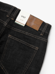 Quần Jean Trơn Form Slimfit QJ112