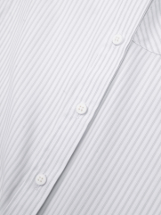 Áo Sơ Mi Sọc Hạn Chế Nhăn Wrinkle X Thêu Chữ M Form Tailored SM177 Sọc Đen