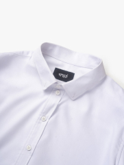 Áo Sơ Mi Trơn Hạn Chế Nhăn Wrinkle X Thêu Peakhour Form Slimfit SM181 Màu Trắng Kem