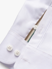 Áo Sơ Mi Trơn Hạn Chế Nhăn Wrinkle X Thêu Peakhour Form Slimfit SM181 Màu Trắng Kem