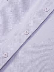 Áo Sơ Mi Sọc Thêu Huy Hiệu M Form Tailored SM180 Sọc Tím