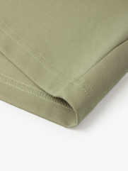 Áo Thun In Chữ Wave To The Beach Form Relax AT174 Màu Rêu