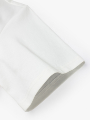 Áo Thun In Chữ Wave To The Beach Form Relax AT174 Màu Trắng