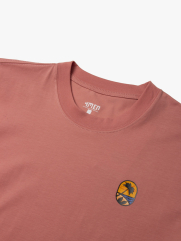 Áo Thun In Logo Bãi Biển Form Slimfit AT170 Màu Hồng