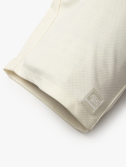 Quần Short Thun Tổ Ong Gắn Tag Silicon Form Regular QS071 Màu Trắng Kem