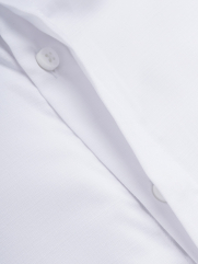 Áo Sơ Mi Tay Dài Vải Bamboo Thêu Chữ Liberty M Form Slimfit SM188