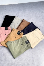 Quần Kaki Trơn Signature Gắn Tag Kim Loại Form Slimfit QK028 Màu Đen