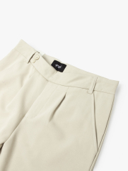 Quần Short Linen Xếp Ly Form Straight QS070 Màu Be Nhạt