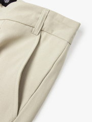 Quần Short Linen Xếp Ly Form Straight QS070 Màu Be Nhạt