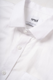 Áo Sơ Mi Tay Ngắn Oxford Thêu 4M Ở Túi Form Regular SM191 Màu Trắng