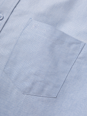 Áo Sơ Mi Tay Ngắn Oxford Thêu 4M Ở Túi Form Regular SM191 Màu Xanh Biển