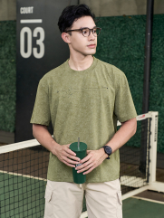 Áo Thun Wash Loang In Hình Lốc Xoáy Form Relax AT173 Màu Rêu