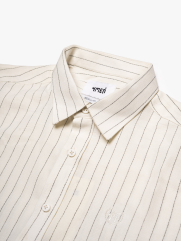 Áo Sơ Mi Sọc Tay Ngắn Thêu Logo M Form Regular SM198 Màu Sọc Trắng