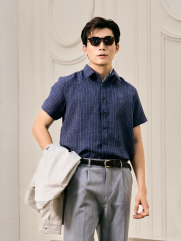 Áo Sơ Mi Sọc Tay Ngắn Thêu Logo M Form Regular SM198 Màu Sọc Xanh Đen