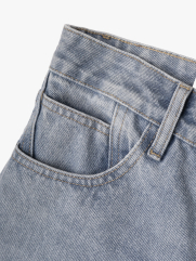 Quần Jean Thêu Hình Ngựa Túi Sau Form Straight QJ124