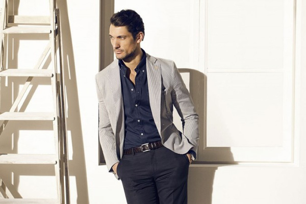 Bí quyết giúp quý ông công sở mặc đồ thoải mái ngày hè