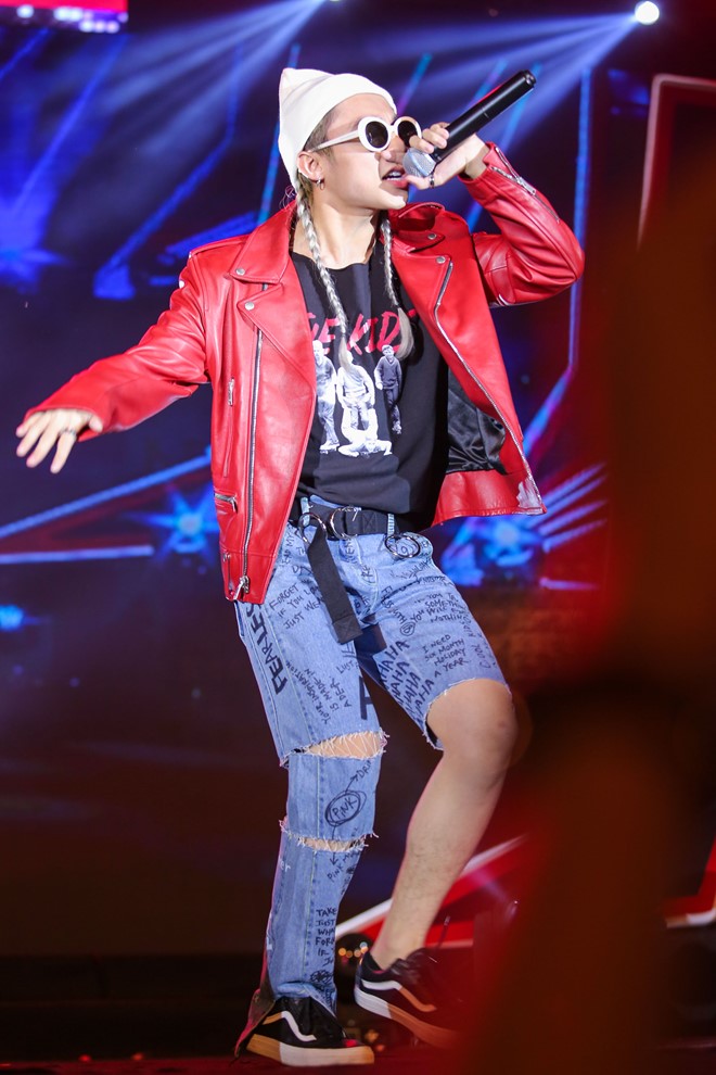 3 món đồ thời trang nam yêu thích của Sơn Tùng MTP