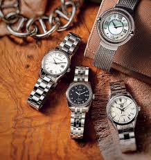 Cách chọn đồng hồ đeo tay nam đẹp, tốt nhất theo từng hoàn cảnh