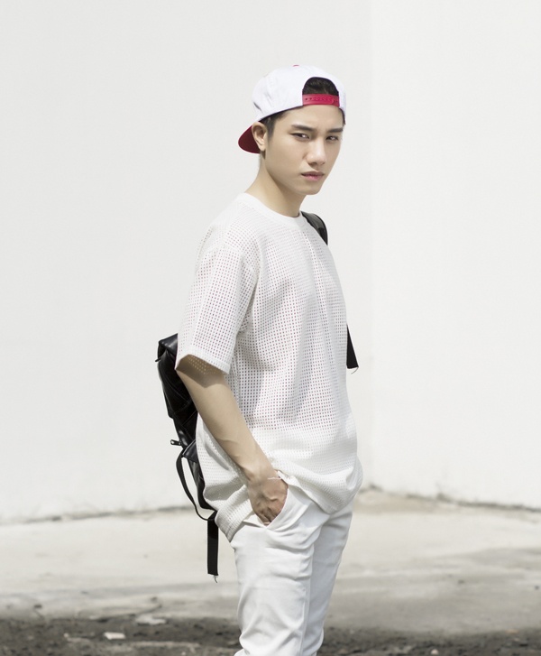 Khám phá style dạo phố cá tính cho các chàng