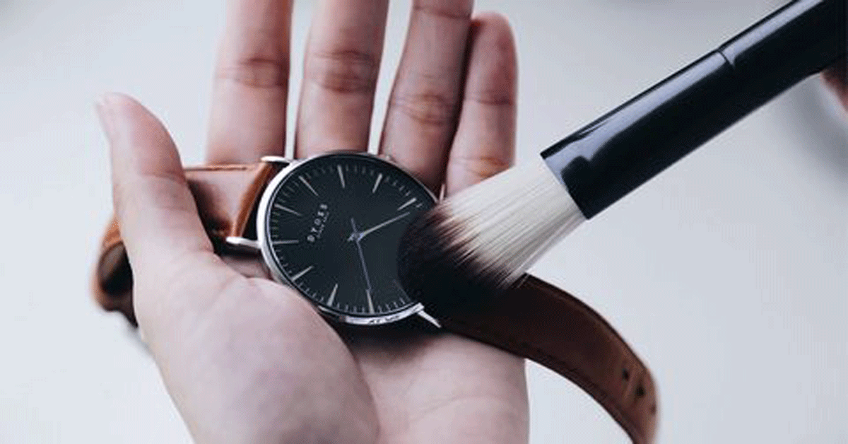 Cách vệ sinh đồng hồ đeo tay ngay tại nhà