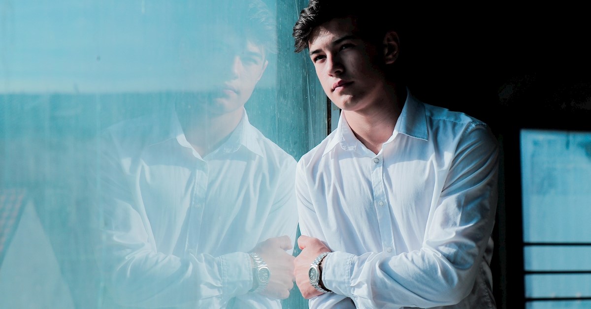 4 CÁCH MIX & MATCH CÙNG SƠ MI TRẮNG