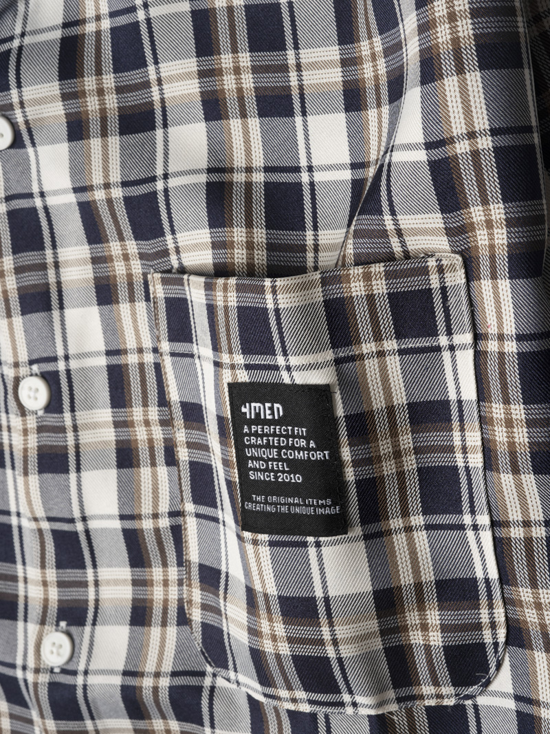 Áo Sơ Mi Regular Caro 2 Túi SM103 Màu Xanh