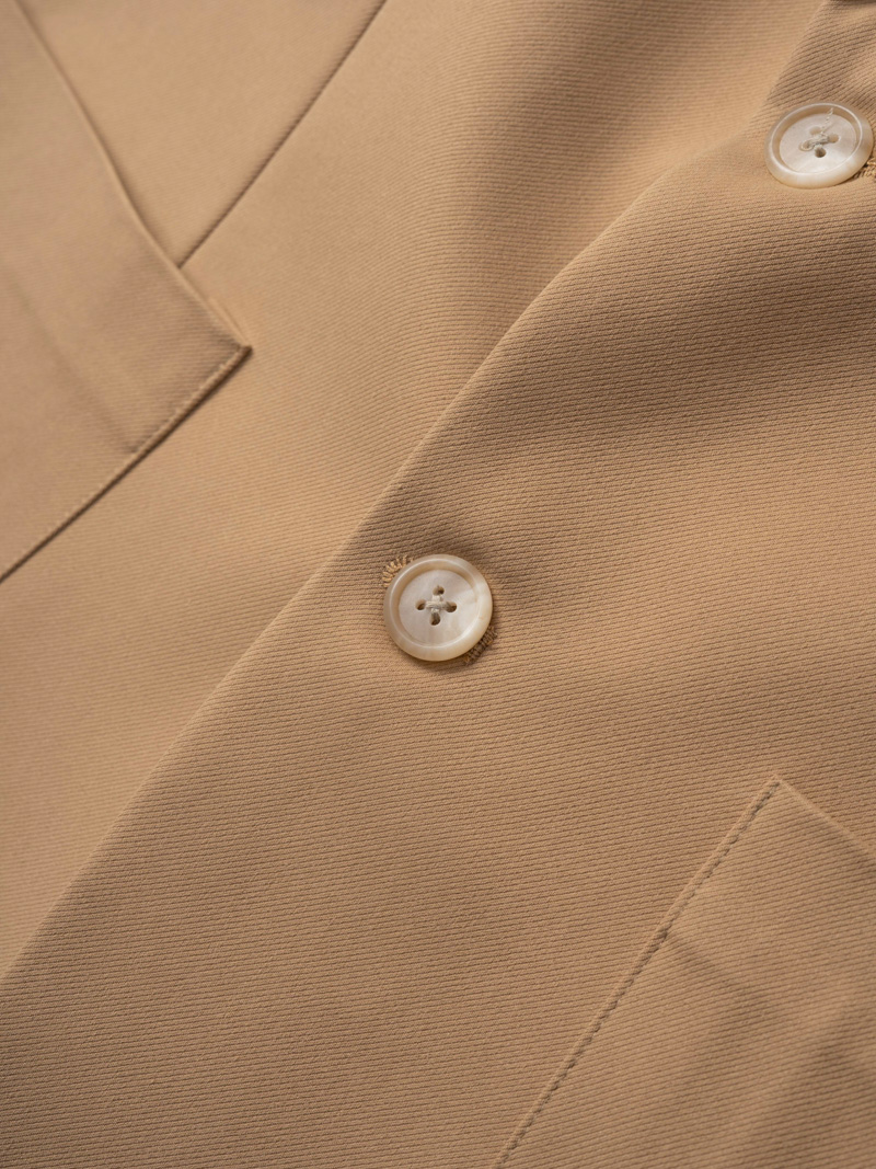 Áo Vest Trơn Regular Túi Đắp AV037 Màu Be