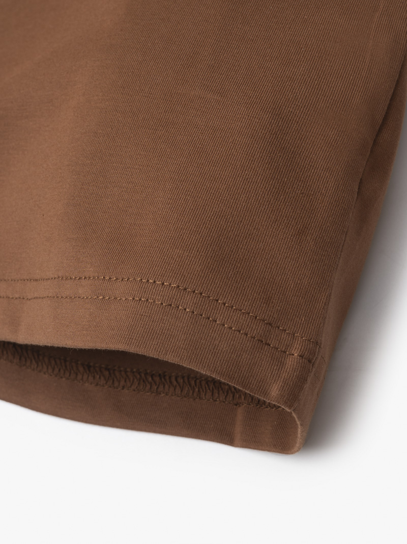 Áo Thun Cổ Tròn Trơn Form Slimfit AT132 Màu Nâu