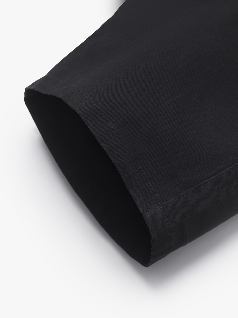 Quần Short Túi Chéo Gắn Tag Da 4MEN Form Regular QS053 Màu Đen