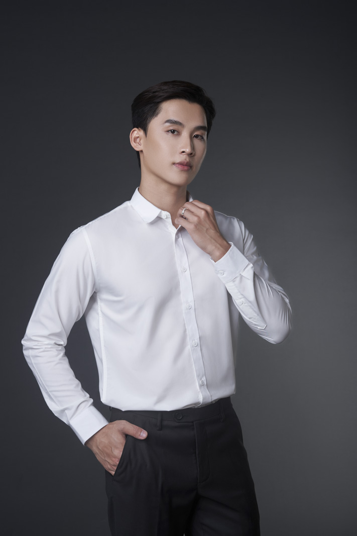 Áo Sơ Mi Trơn Vải Modal Ít Nhăn Form Slimfit SM079 Màu Trắng
