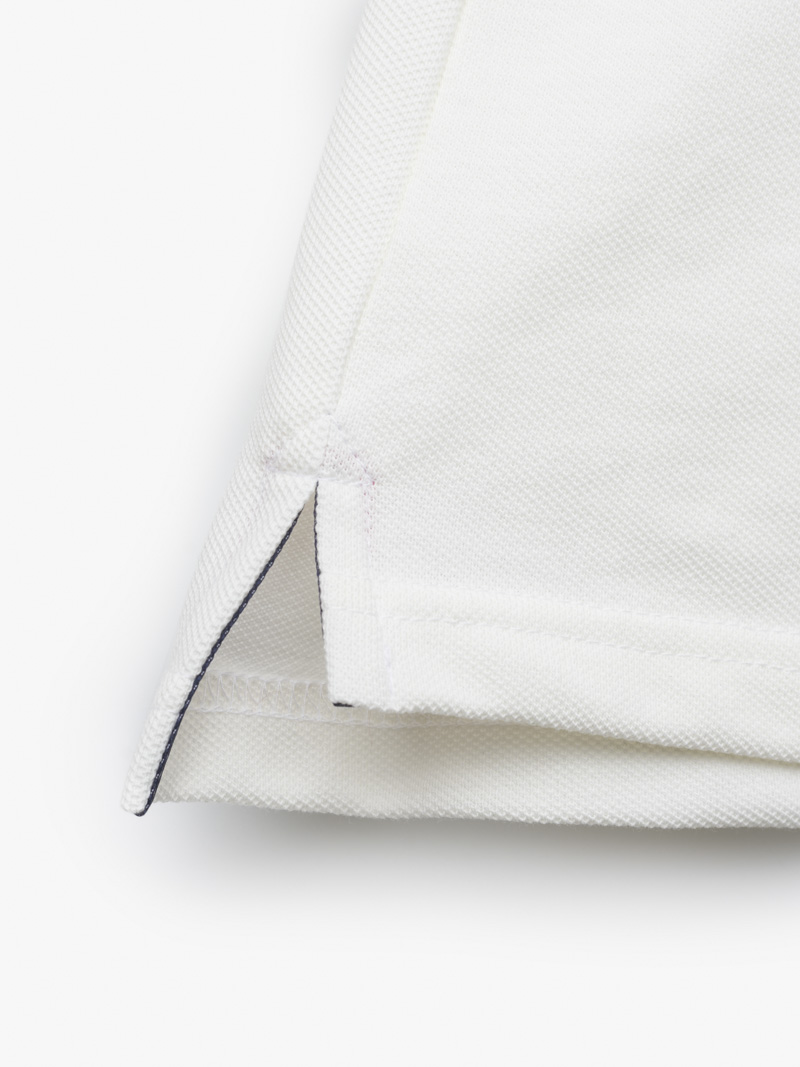 Áo Thun Phối Bo Dệt Sọc Form Slimfit AT145 Màu Trắng