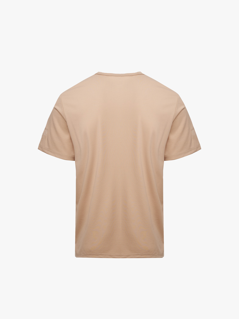 Áo Thun Trơn Vải Rayon Thêu 4MEN Club Tay Áo Form Slimfit AT155 Màu Be