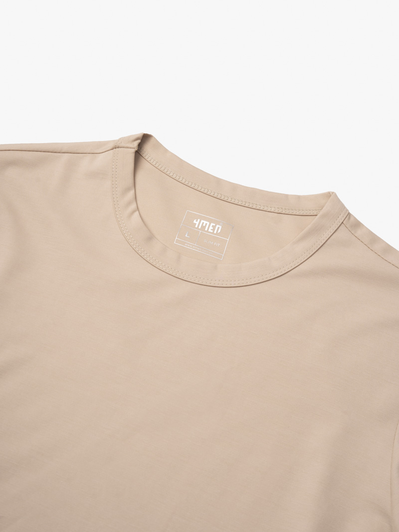 Áo Thun Trơn Vải Rayon Thêu 4MEN Club Tay Áo Form Slimfit AT155 Màu Be