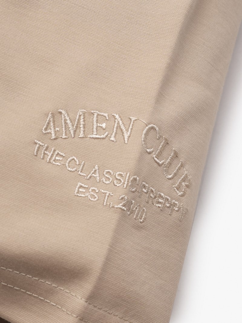 Áo Thun Trơn Vải Rayon Thêu 4MEN Club Tay Áo Form Slimfit AT155 Màu Be