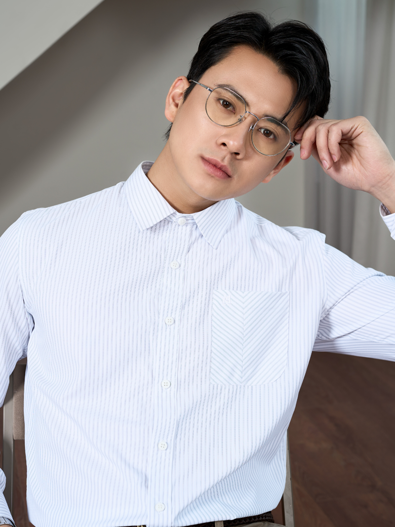 Áo Sơ Mi Sọc Hạn Chế Nhăn Wrinkle X Thêu Chữ M Form Tailored SM177 Sọc Đen