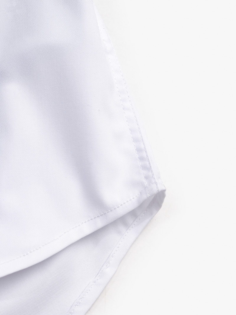 Áo Sơ Mi Trơn Hạn Chế Nhăn Wrinkle X Thêu Peakhour Form Slimfit SM181 Màu Trắng Kem