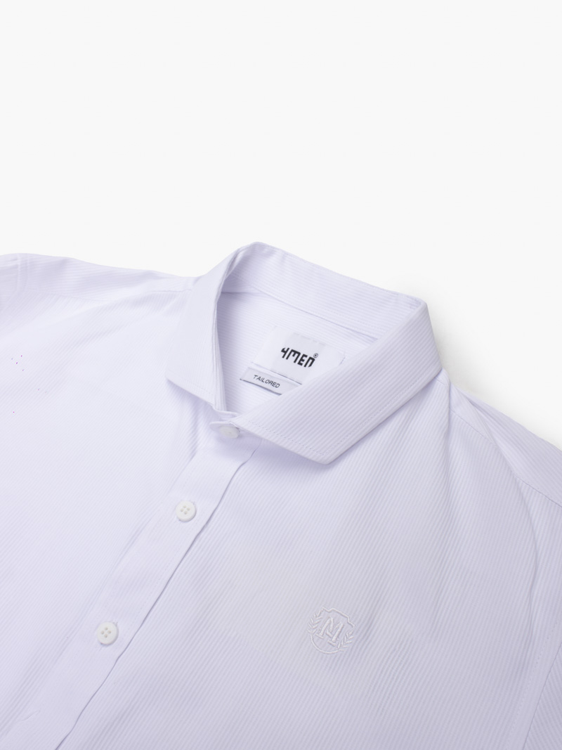 Áo Sơ Mi Sọc Thêu Huy Hiệu M Form Tailored SM180 Sọc Trắng