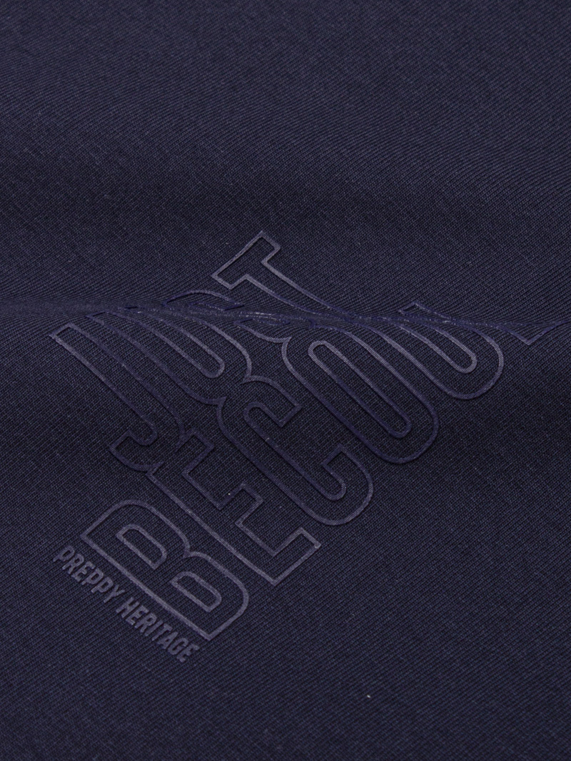 Áo Thun In Chữ Just Be Cool Form Regular AT169 Màu Xanh Đen