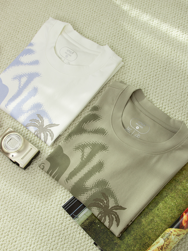 Áo Thun In Chữ Wave To The Beach Form Relax AT174 Màu Rêu